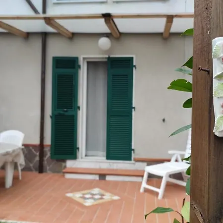 Rosi Guest house *